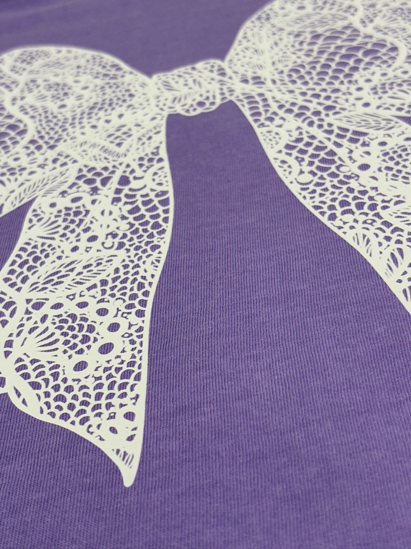 White Lace Bow Violet T-Shirt