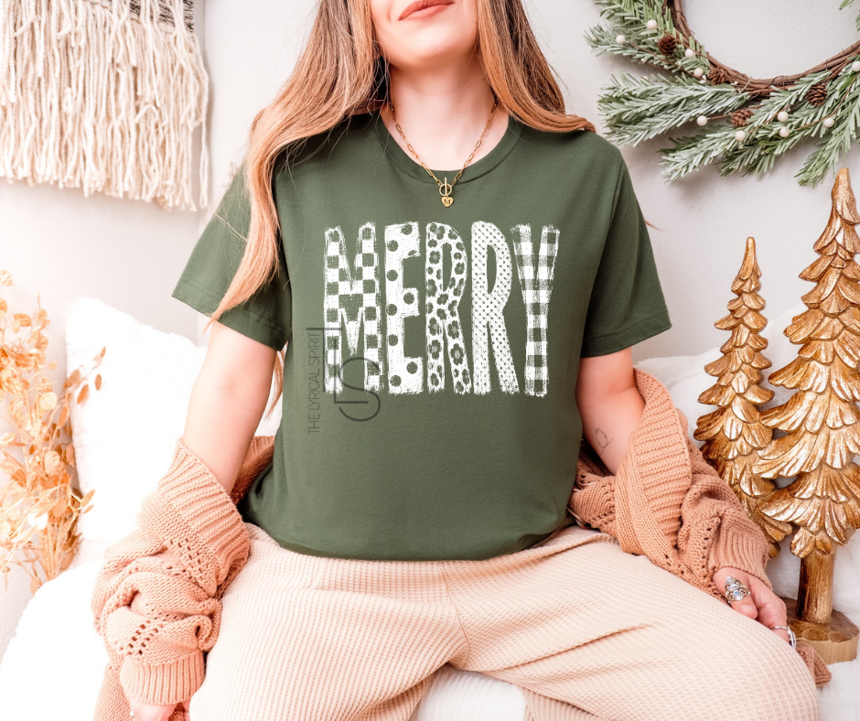 Merry White Distressed Patterns T-Shirt/Sweatshirt