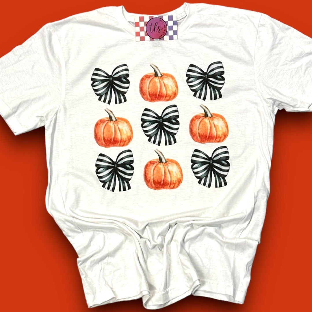 Pumpkin Black/White Bow Coquette Halloween T-Shirt