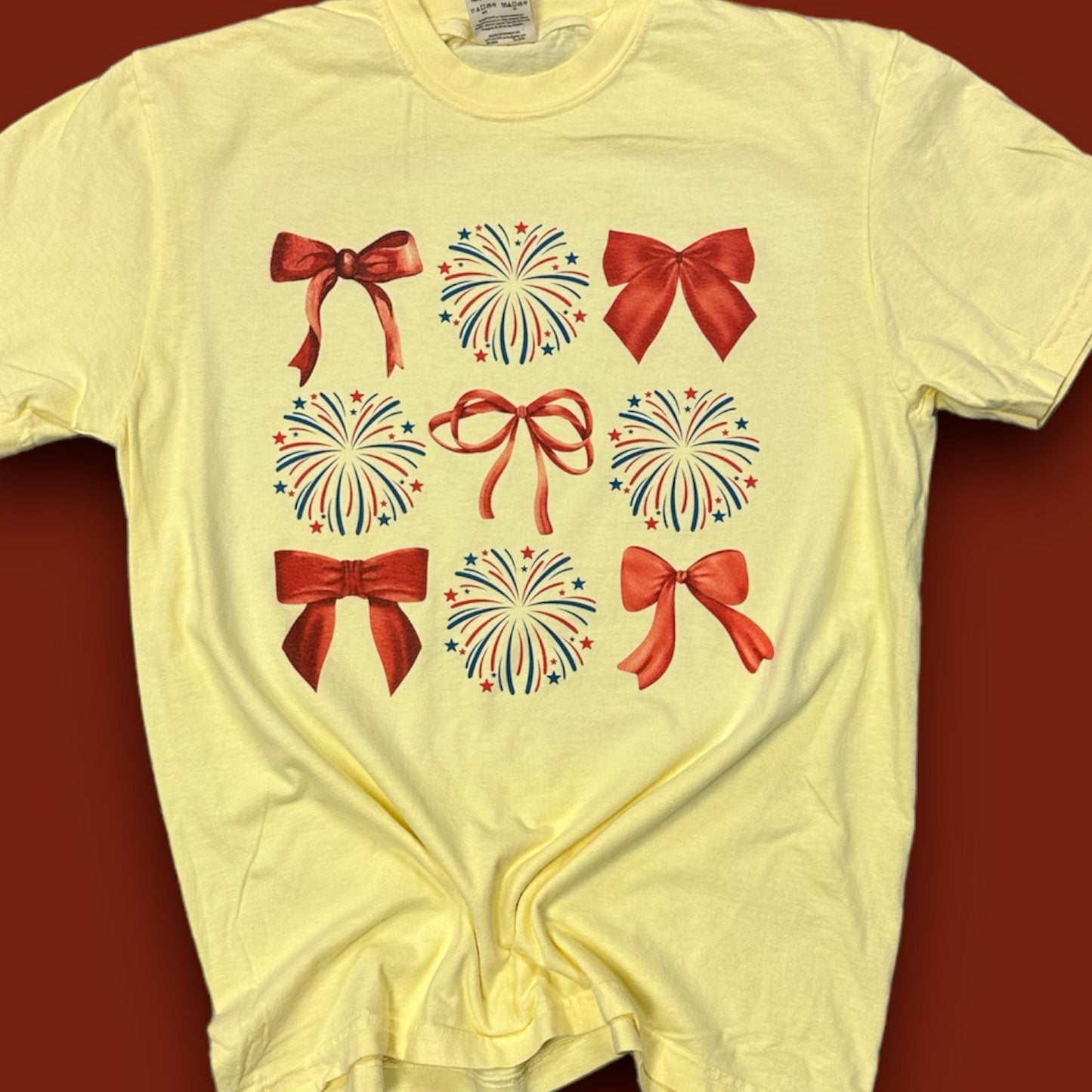 Fireworks & Bows T-Shirt - Lemon