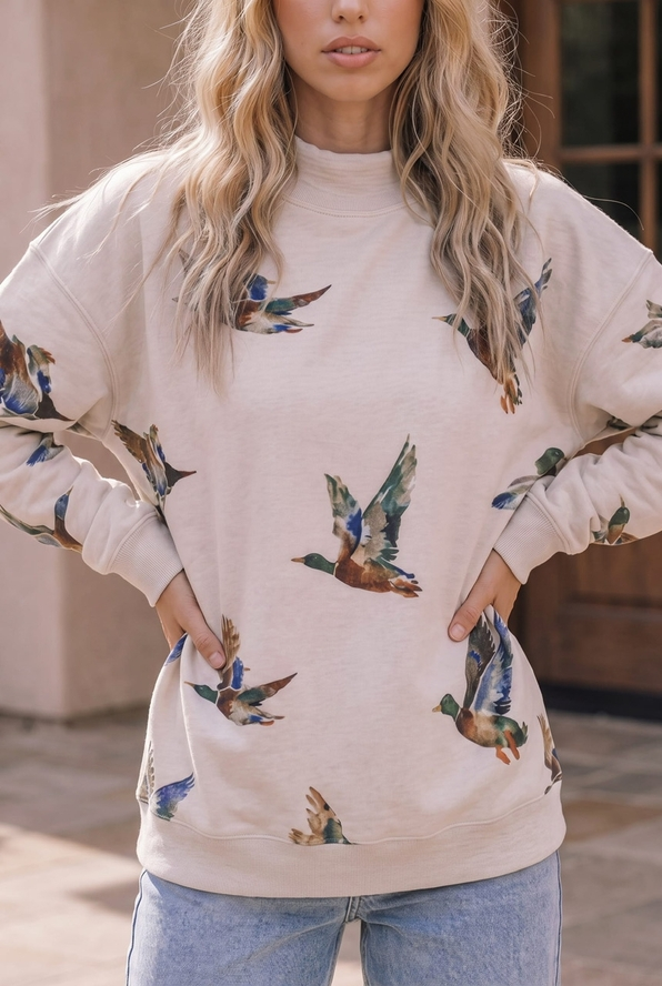 Flying Duck Print Crewneck Sweatshirt