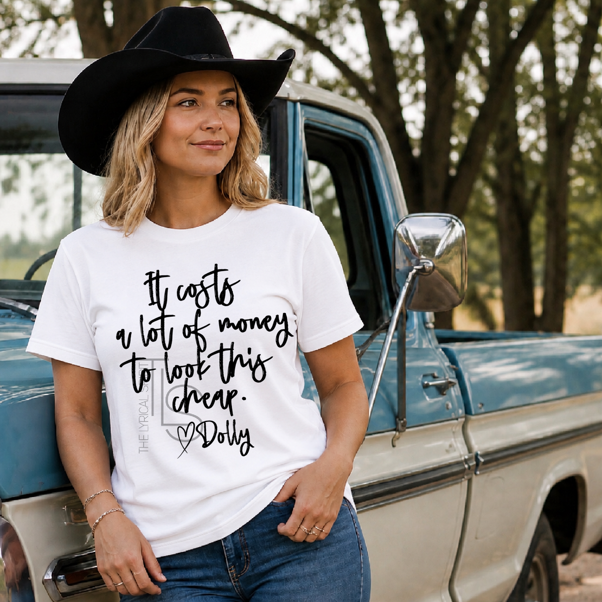 Look This Cheap Dolly Exclusive T-Shirt/Sweatshirt