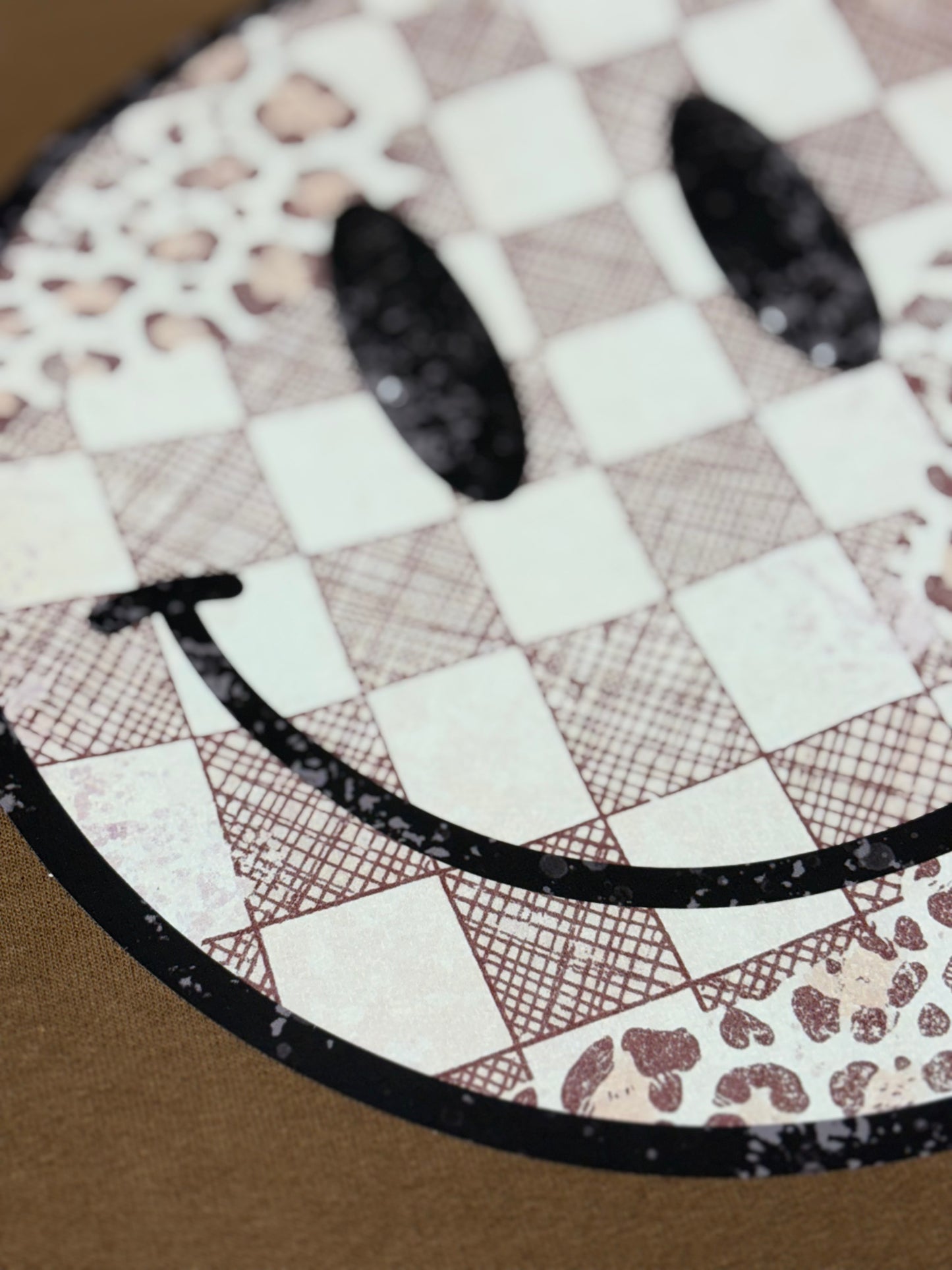 Smiley Leopard Checkered Sweatshirt