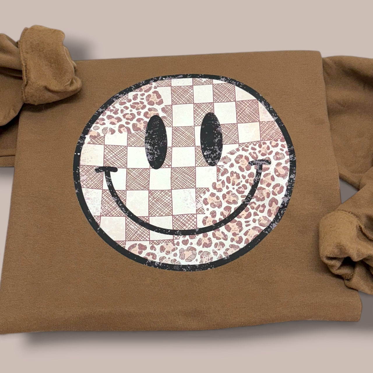 Smiley Leopard Checkered Sweatshirt