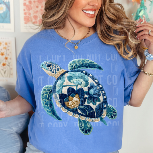 Sea Turtle Faux Yarn T-Shirt
